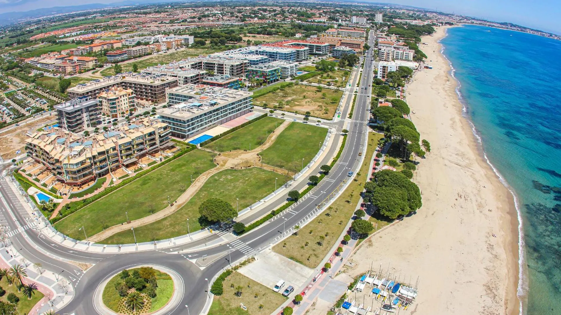 カンブリルスLitoral Costa Dorada - Augusta 4D Only Familiesアパートメント カンブリルス